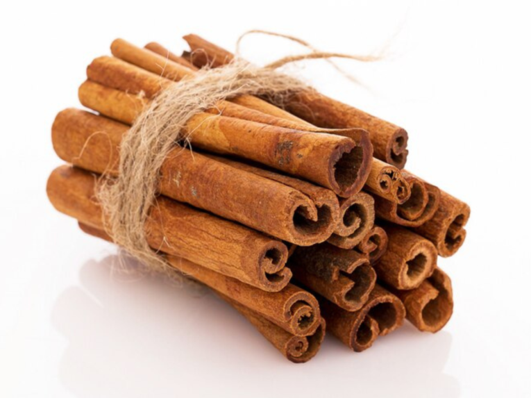 Organic Cinnamon Sticks in Dubai