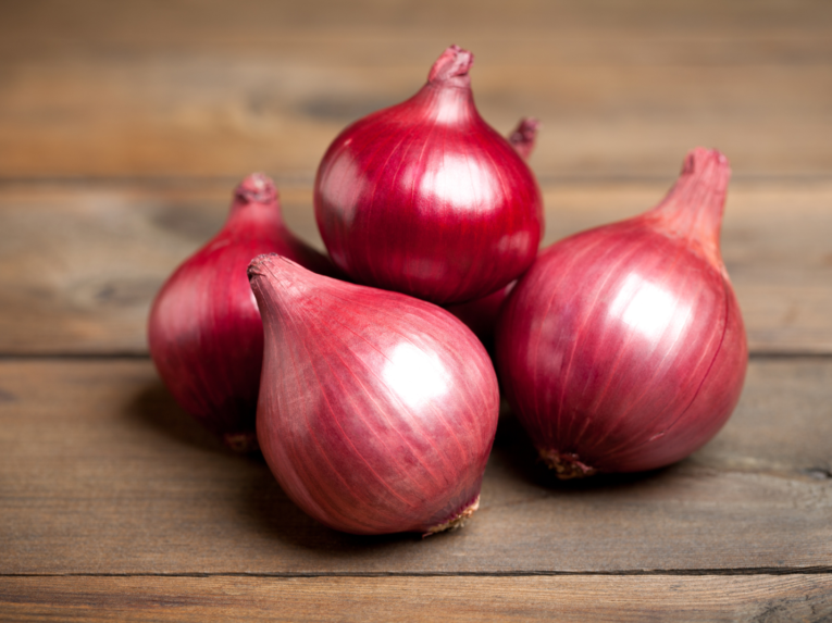 Indian Small Onion in Dubai